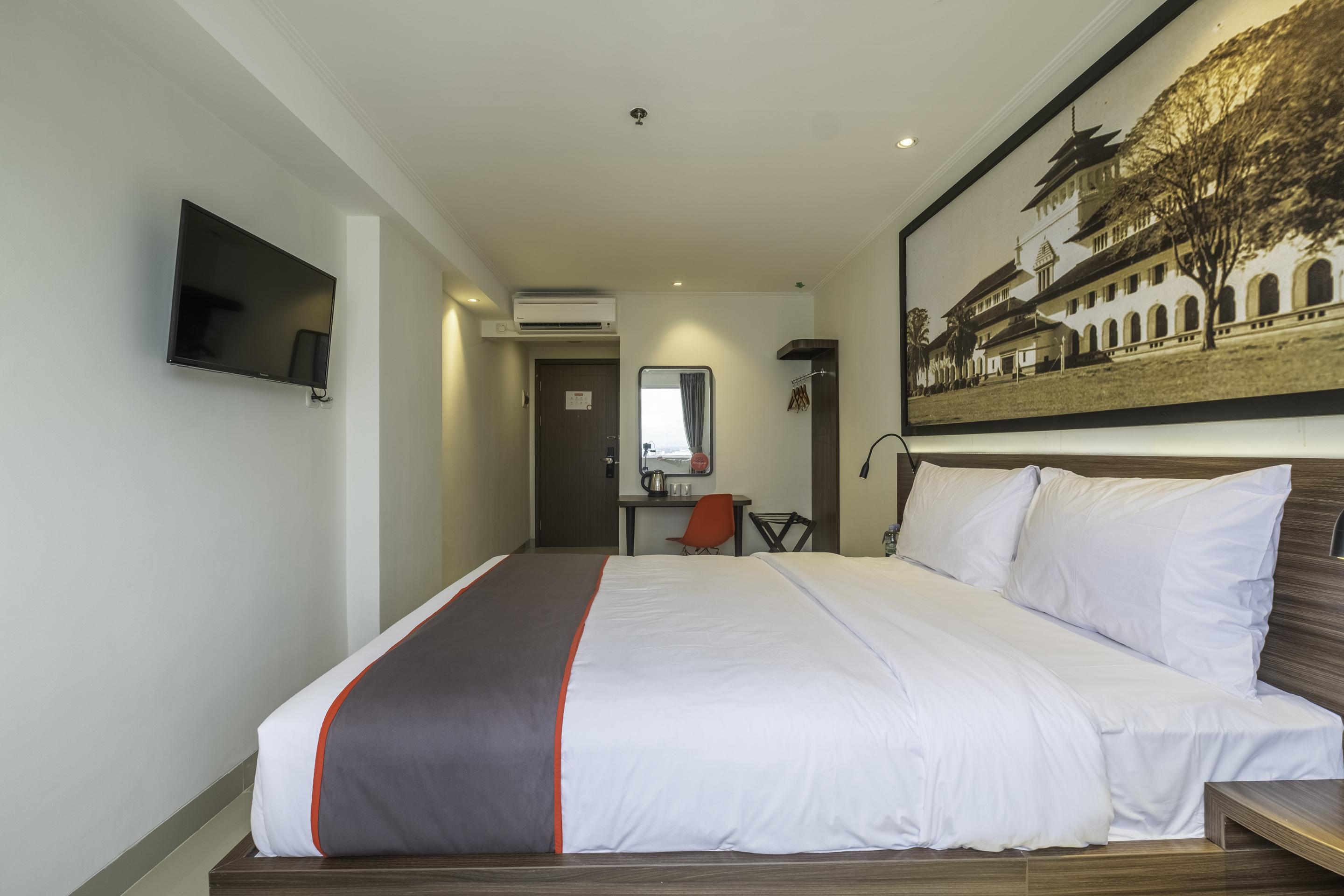 Super Oyo Collection O Pasar Baru Heritage 3* Bandung