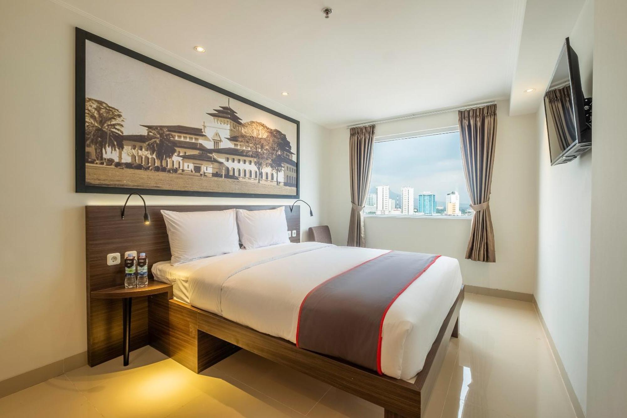 Hotel Super Oyo Collection O Pasar Baru Heritage Bandung