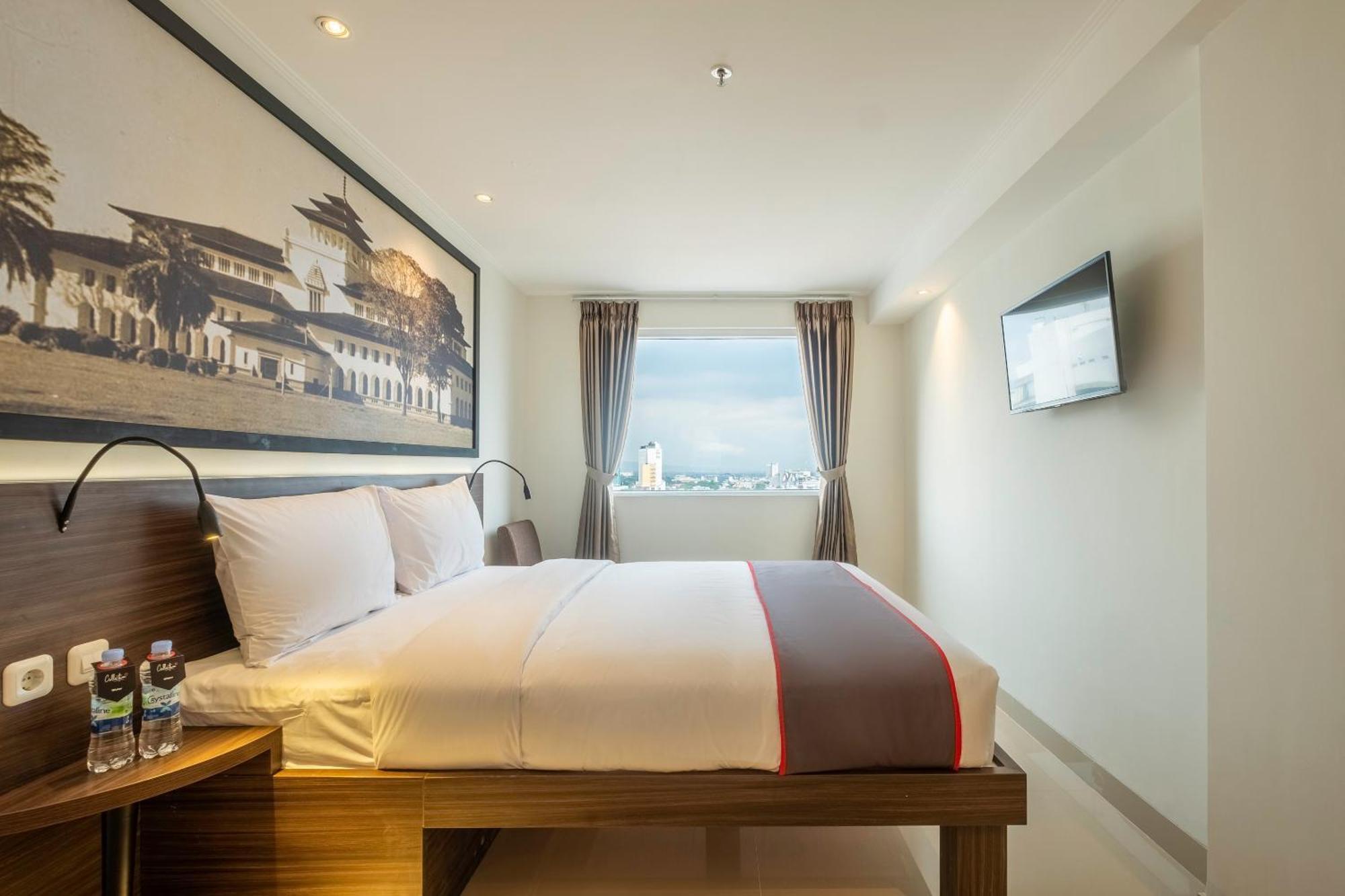 Super Oyo Collection O Pasar Baru Heritage 3* Bandung