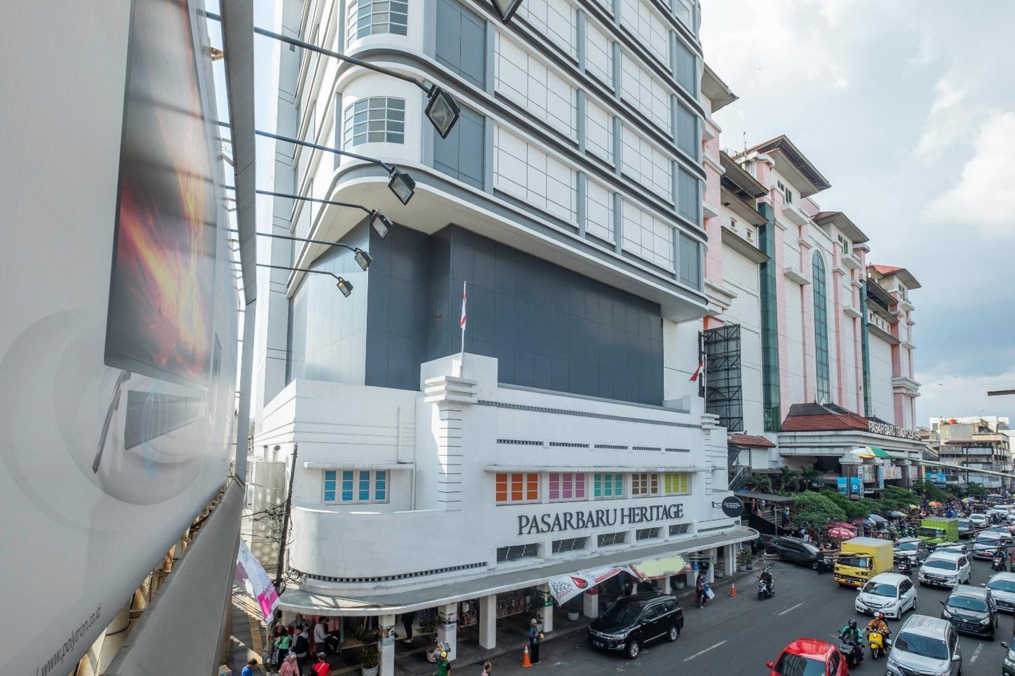 Hotel Super Oyo Collection O Pasar Baru Heritage Bandung